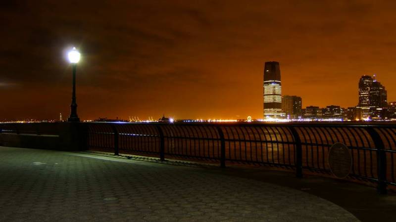 NYC_2006-12-13 04-54-21